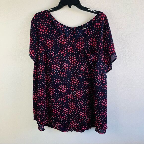 Torrid Navy Pink Hearts Blouse - Picture 1 of 4